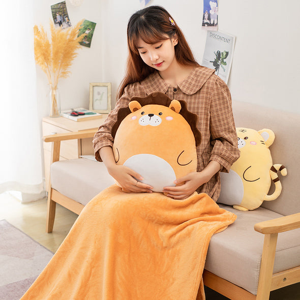 Kawaii 6 Round-Friends Plush & Blanket